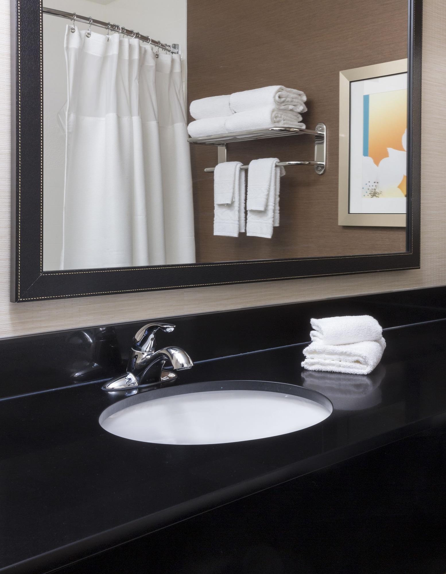 Fairfield Inn & Suites Bismarck North Екстер'єр фото