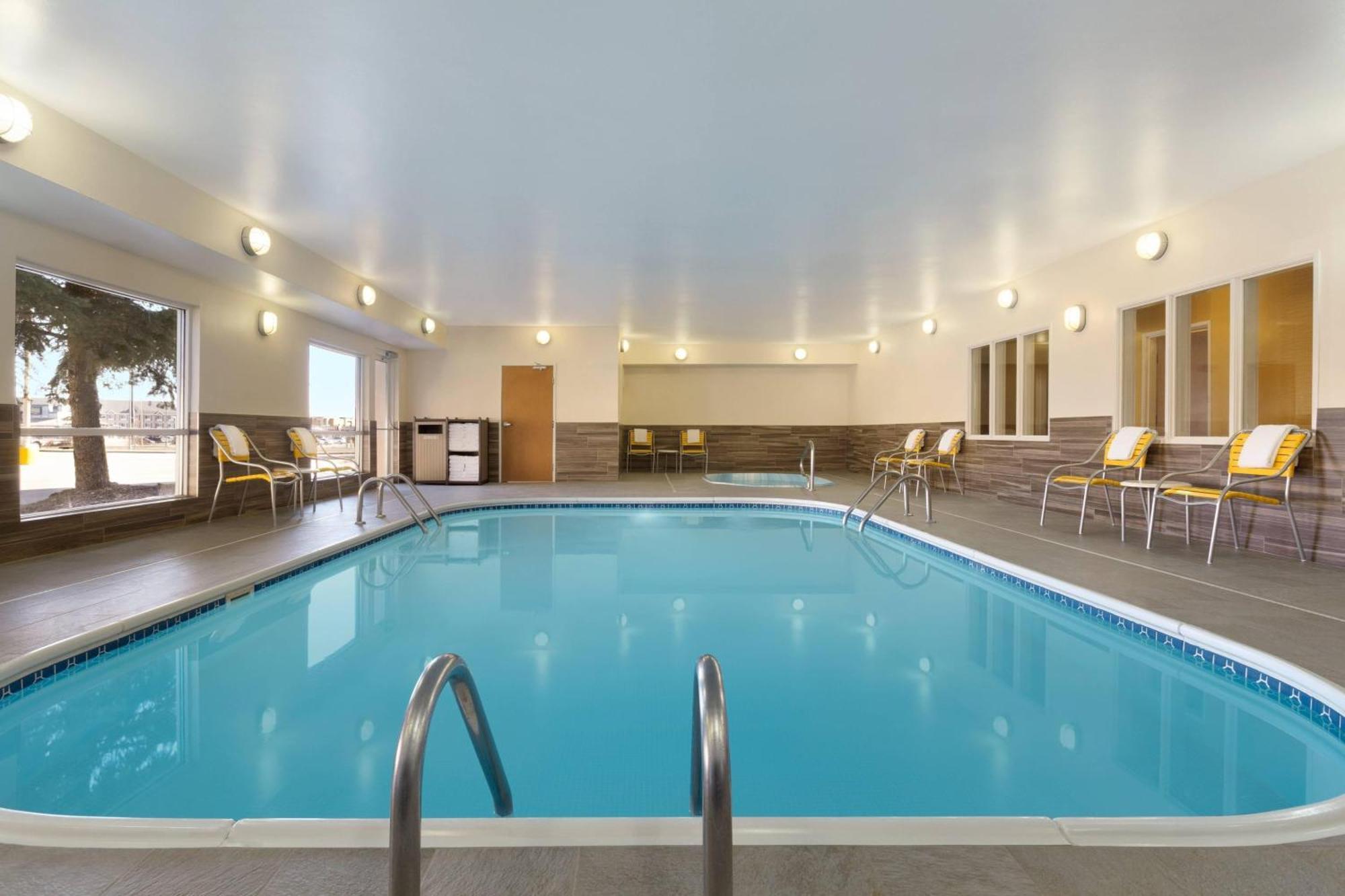 Fairfield Inn & Suites Bismarck North Екстер'єр фото