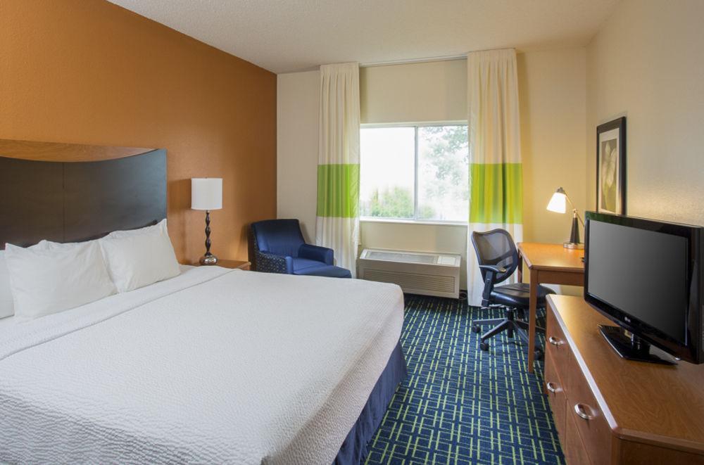 Fairfield Inn & Suites Bismarck North Екстер'єр фото