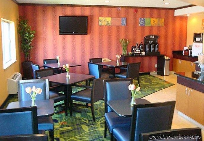 Fairfield Inn & Suites Bismarck North Екстер'єр фото