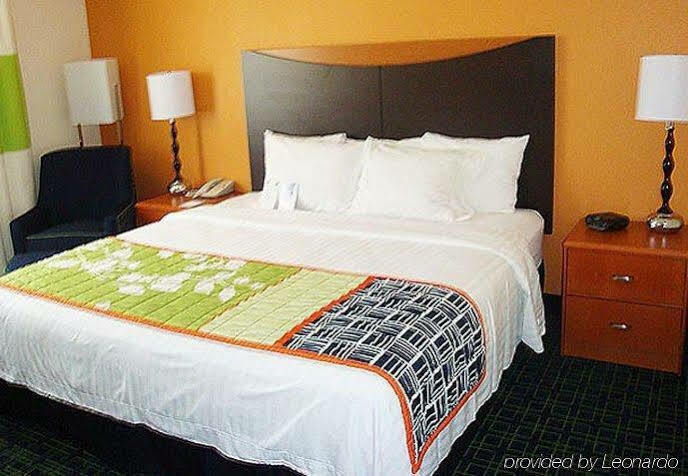 Fairfield Inn & Suites Bismarck North Екстер'єр фото